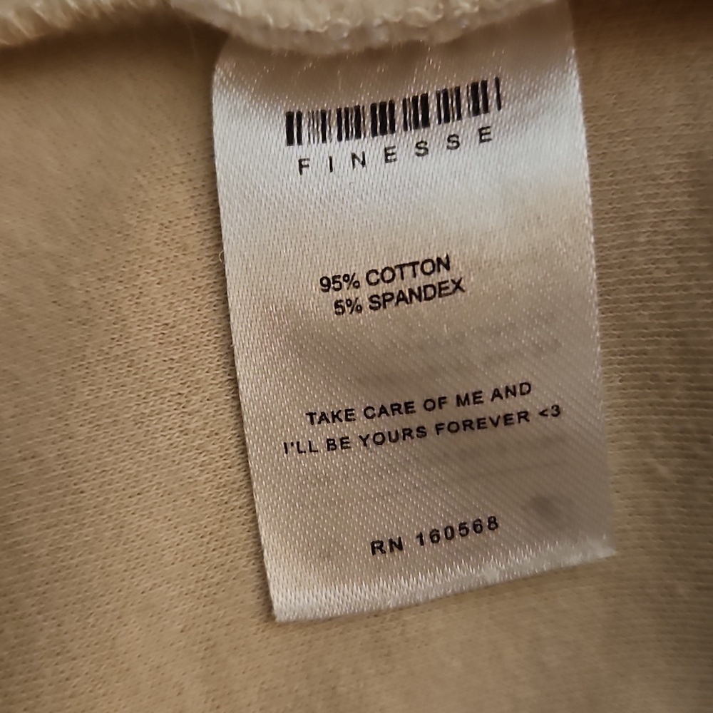 FINESSE Beige Logo Short Sleeve Crop Top - Picture 8 of 9